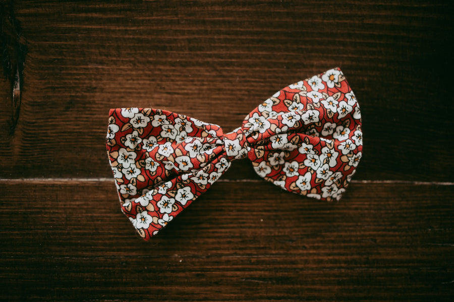The Bethany matching bow